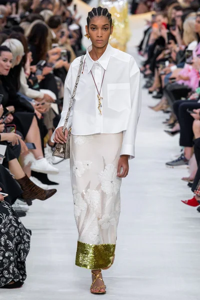Look 62